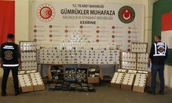 Kaçak sigara ve oto yedek parçası ele geçirildi