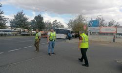 Belediye ekipleri toplu taşıma araçlarını denetledi