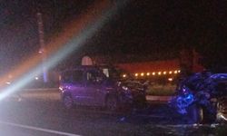 Feci Trafik Kazasında 2 Genç Hayatını Kaybetti