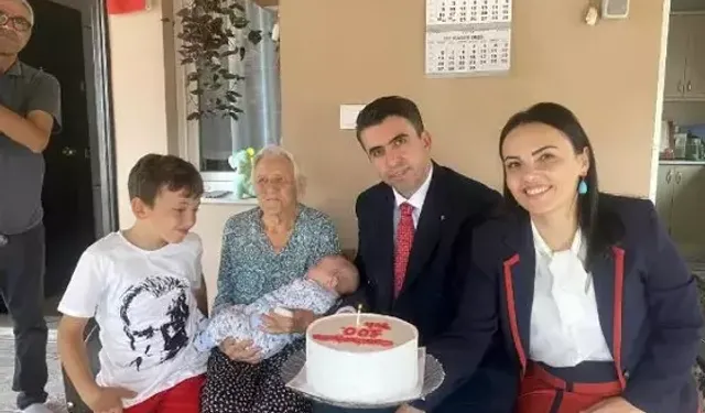 100 yaşına giren Ayşe Nineye Doğum Günü Sürprizi