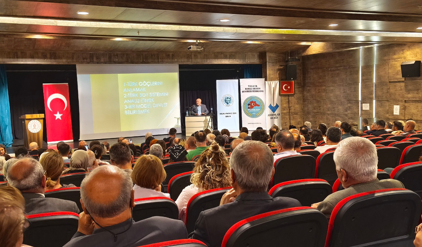 Ahmet Taşağıl Tekirdağ’da 5000 Yıllık Türk Tarihini Anlattı